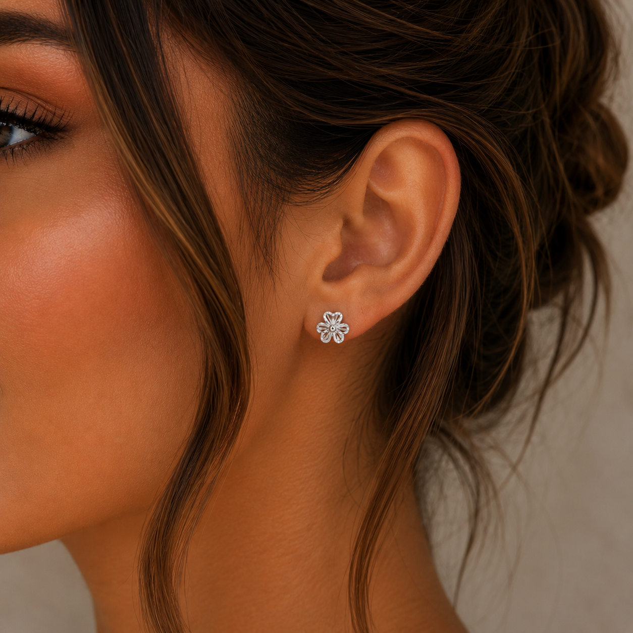 Rhodium Plated 925 Sterling Silver Diamond Cut Clover Stud Earrings - GME00168