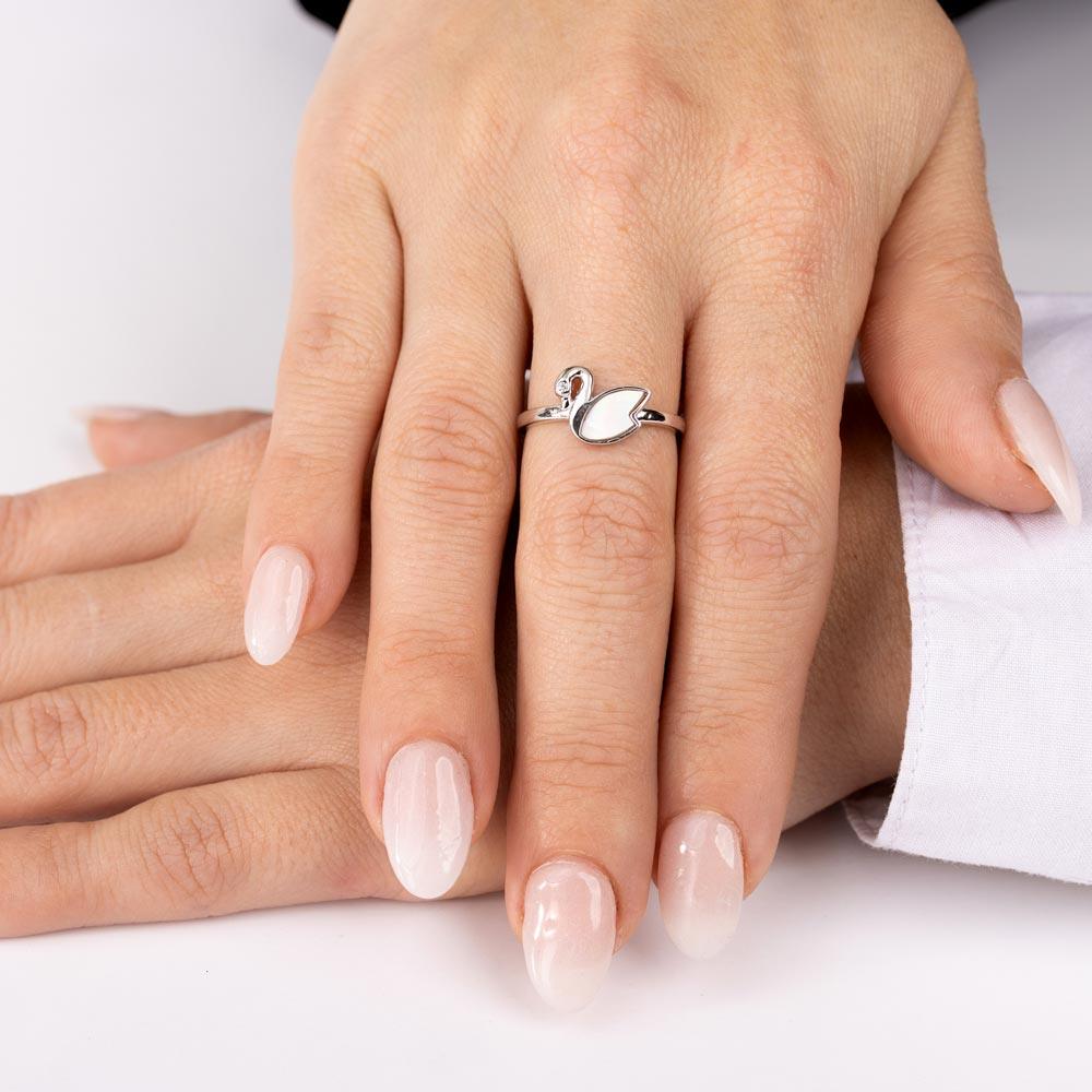 Rhodium Plated 925 Sterling Silver CZ Swan Synthetic Mother of Pearl Ring - GMR00308