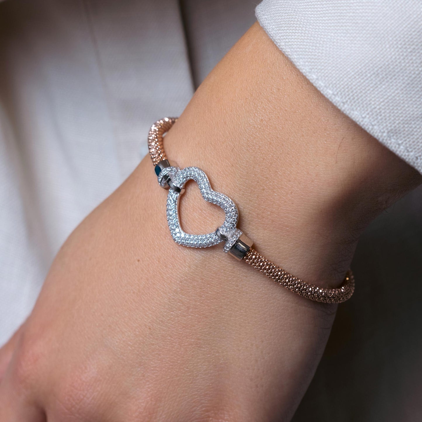 925 Sterling Silver Rhodium and Rose Gold Plated Open Heart Bracelet - ITB00181RGP-RH