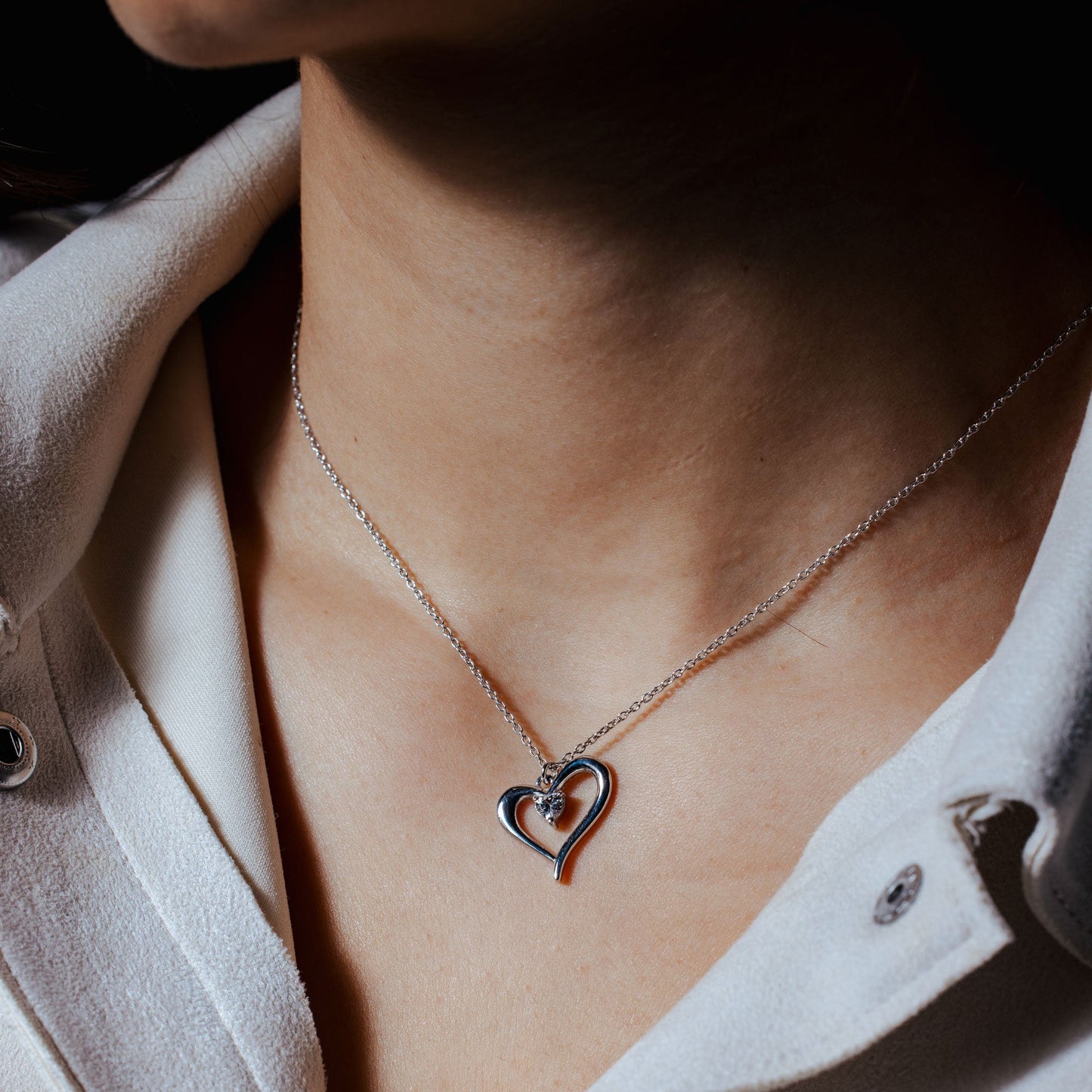 Rhodium Plated 925 Sterling Silver Heart Clear CZ Necklace Pendant - SOP00181