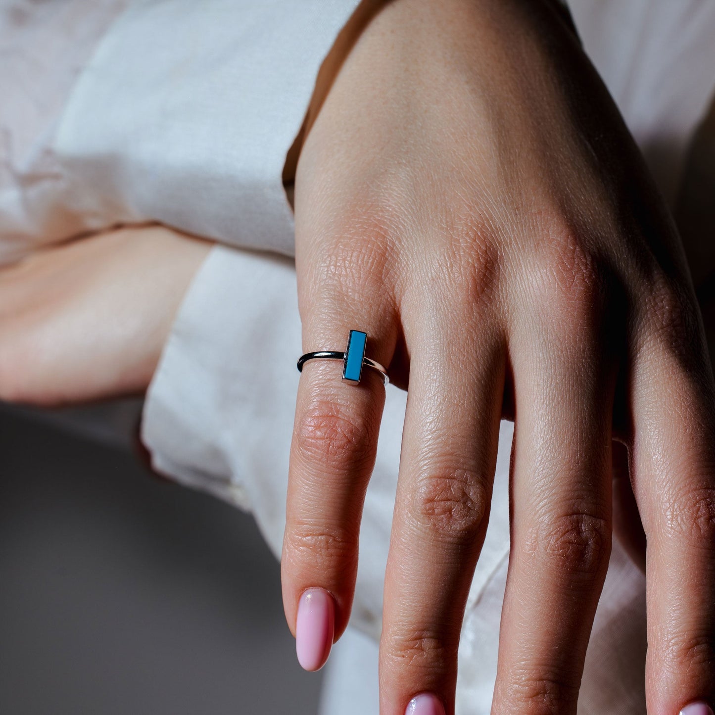 Rhodium Plated 925 Sterling Silver Turquoise Stone Bar Ring - BGR01371