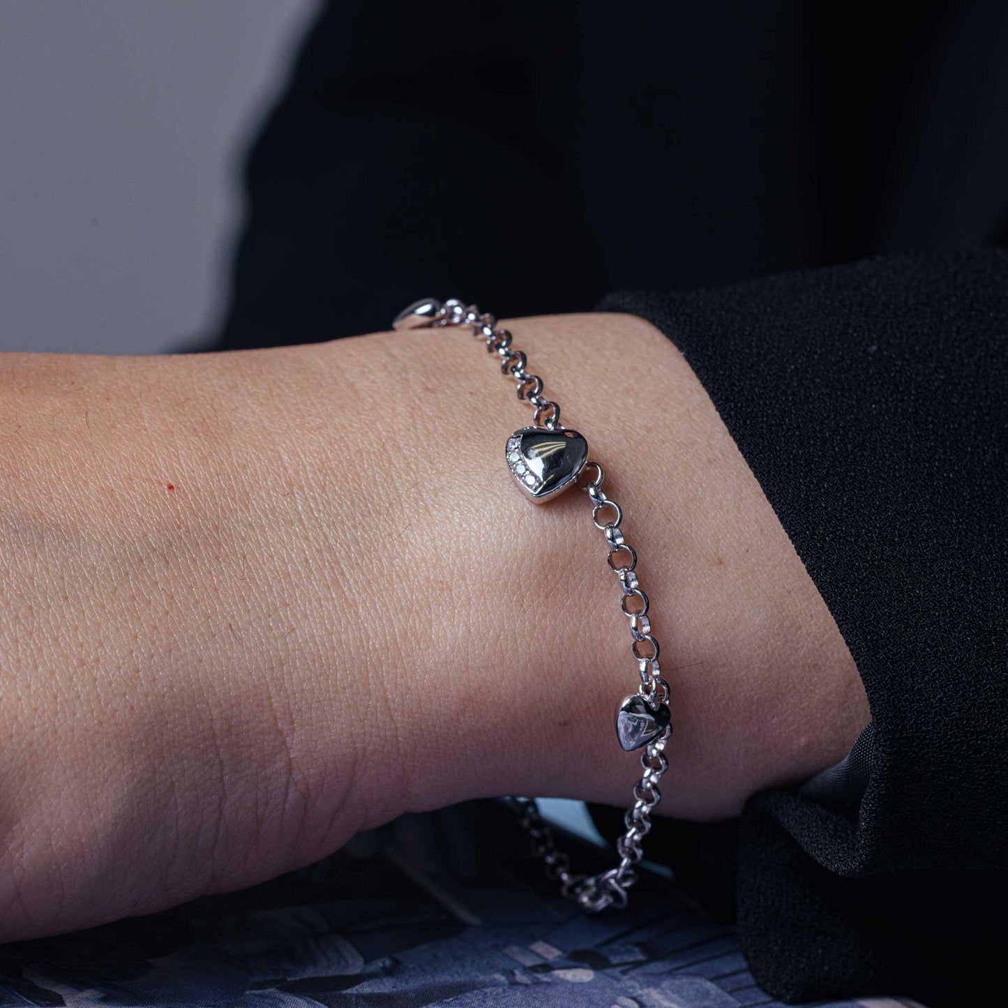 Silver 925 Rhodium Plated Multiple Heart CZ Dangling Bracelet - BGB00019