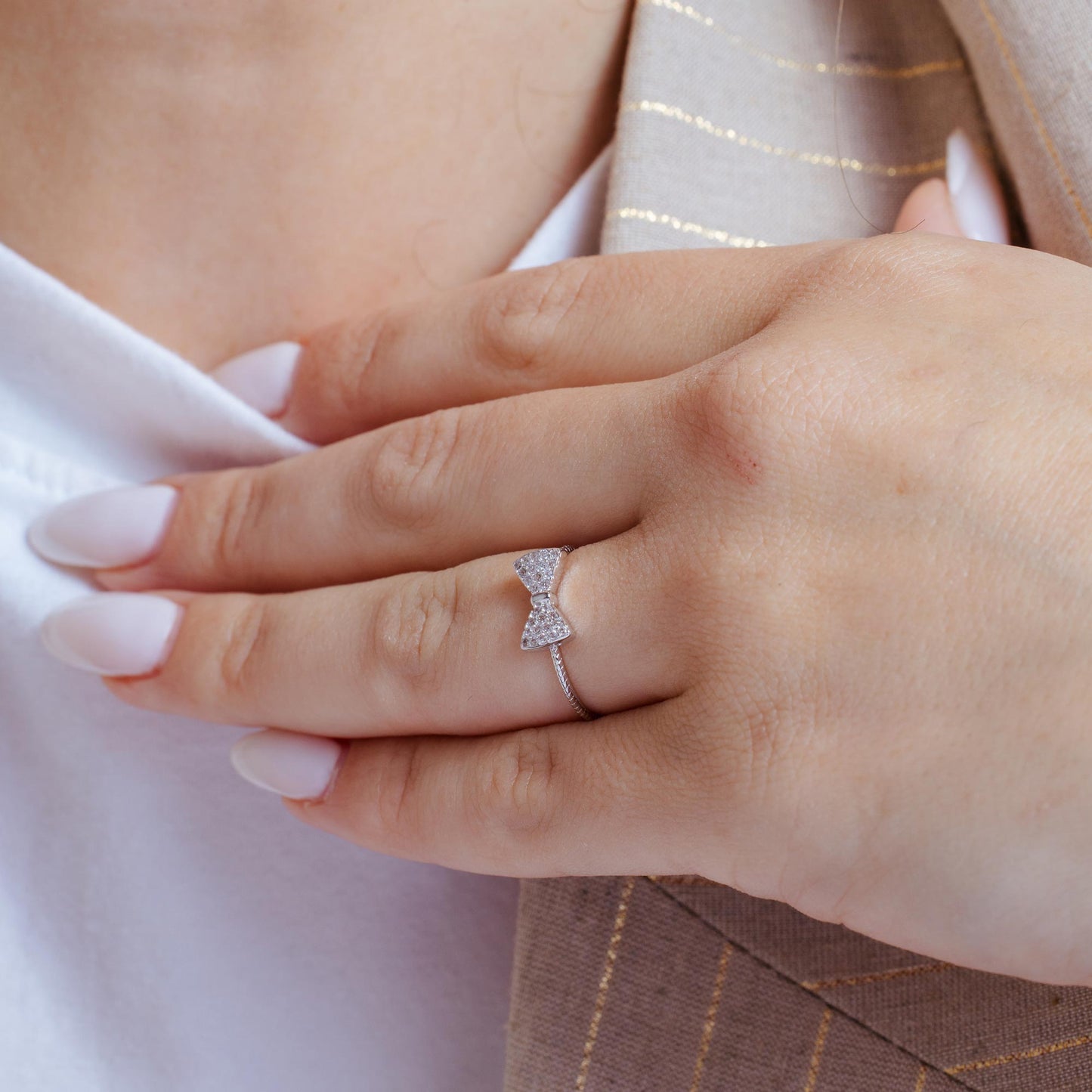 Silver 925 Rhodium Plated CZ Bow Tie Ring - BGR01072