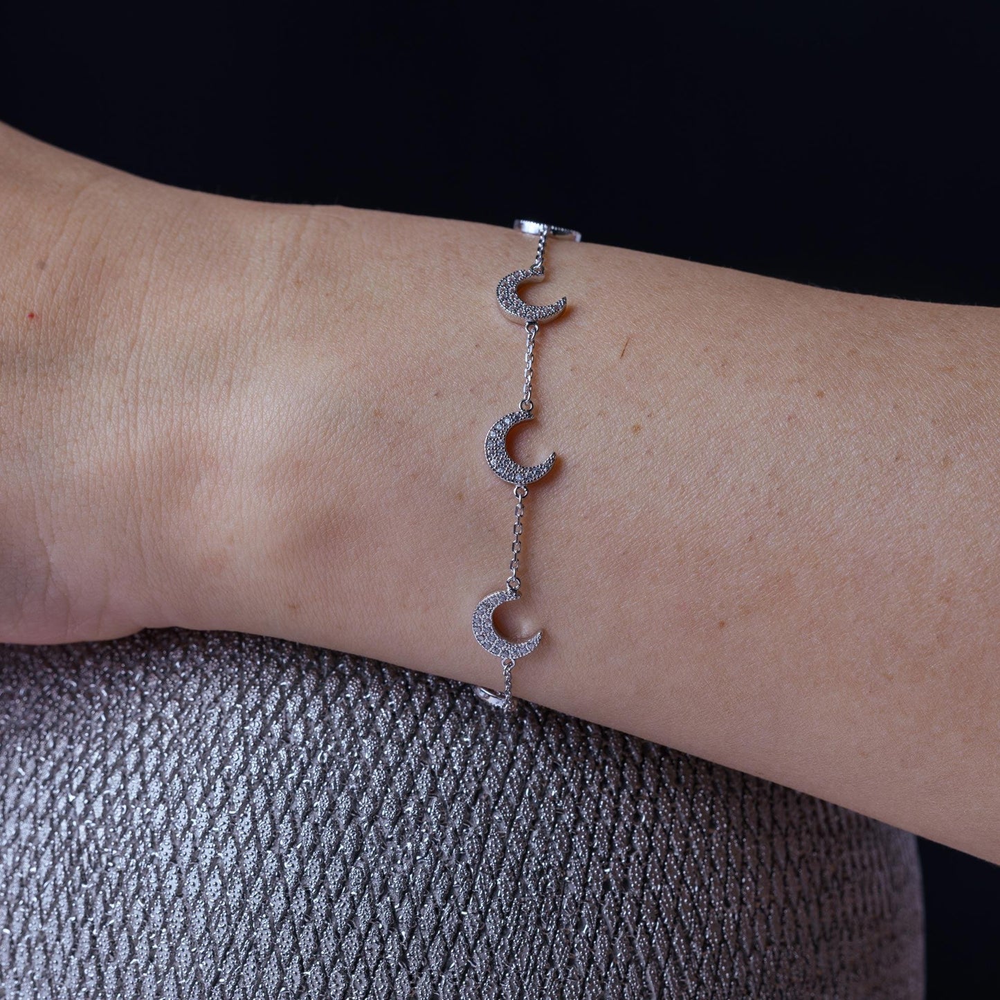 Silver 925 Rhodium Plated Multiple CZ Crescent Bracelet - GMB00047RH