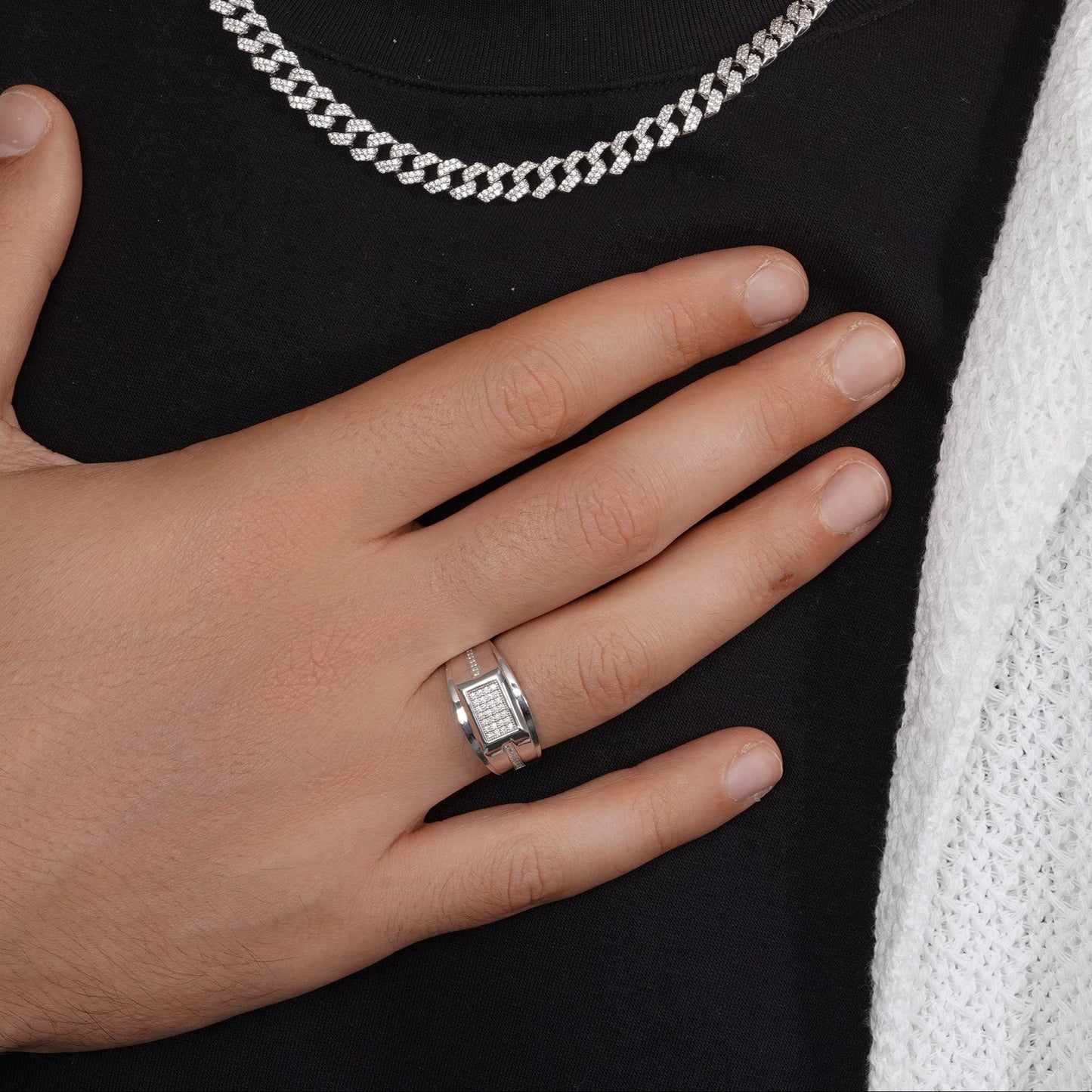 Rhodium Plated 925 Sterling Silver Men's Classic Moissanite Rectangle Top 13mm Ring - MPAR00036