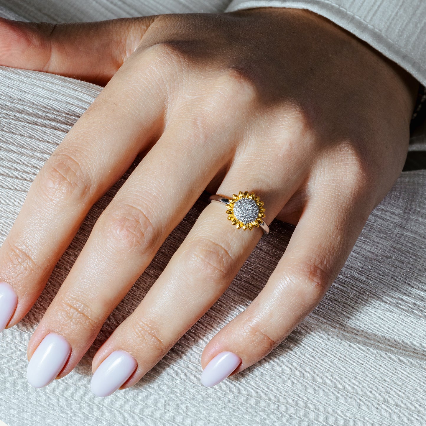 925 Sterling Silver Rhodium and Gold Plated Cubic Zirconia Sunflower Ring - STR01173