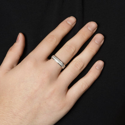 Rhodium Plated 925 Sterling Silver Men's Textured Milgrain Hammered Edge 5.4mm Ring - TGR00009