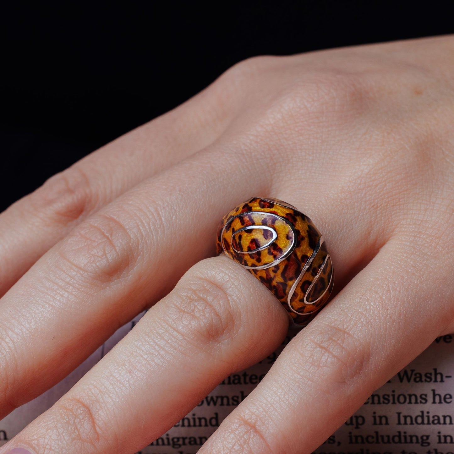 Closeout-Silver 925 Rhodium Plated Leopard Spot Pattern Ring - BGR00154