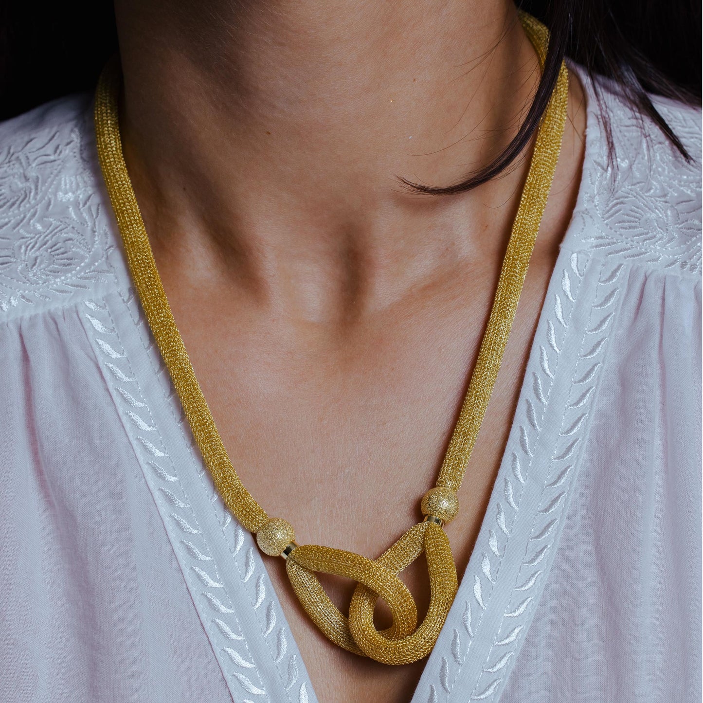 Silver 925 Gold Plated Interlocking Accent Mesh Necklace - DIN00056GP